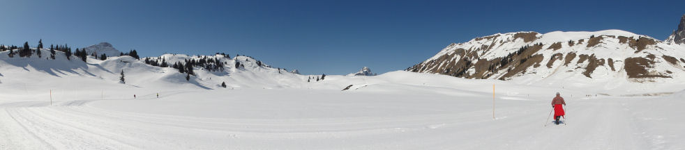 DSC0961920